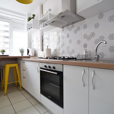 Cozy Apartment Balcescu Bukarest Exterior foto